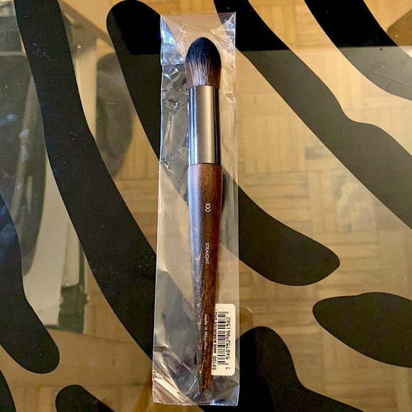 Make up for ever precision foundation brush small 100 - Picture 2 of 2